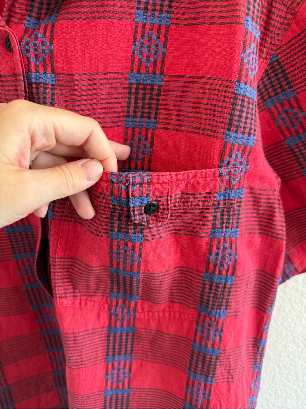 Cabin Creek Vintage Red and Blue Plaid Short-Sleeve Button-Down Shirt - Picture 5 of 14